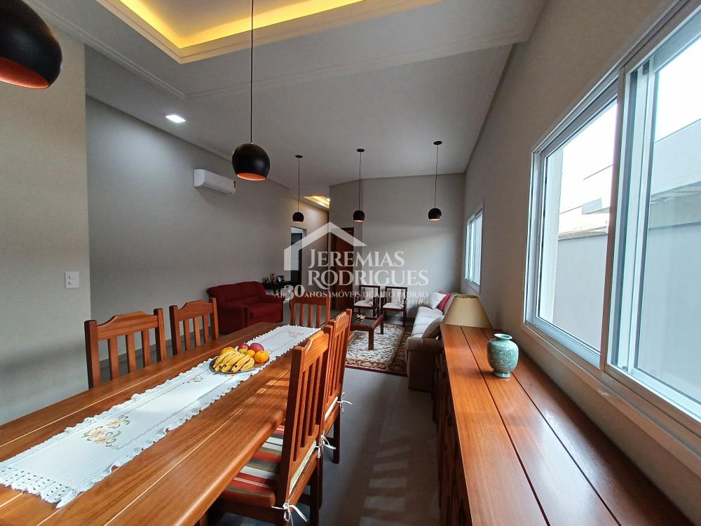 Comprar Casa / Condomínio em Pindamonhangaba R$ 1.170.000,00 - Foto 2