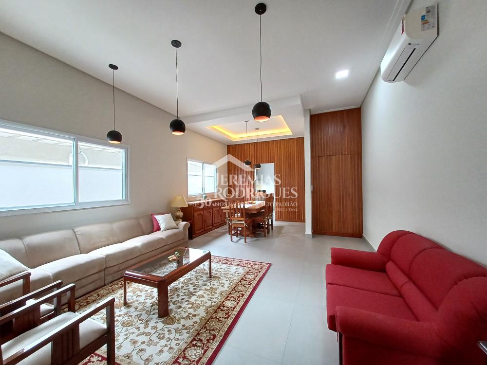 Comprar Casa / Condomínio em Pindamonhangaba R$ 1.170.000,00 - Foto 5