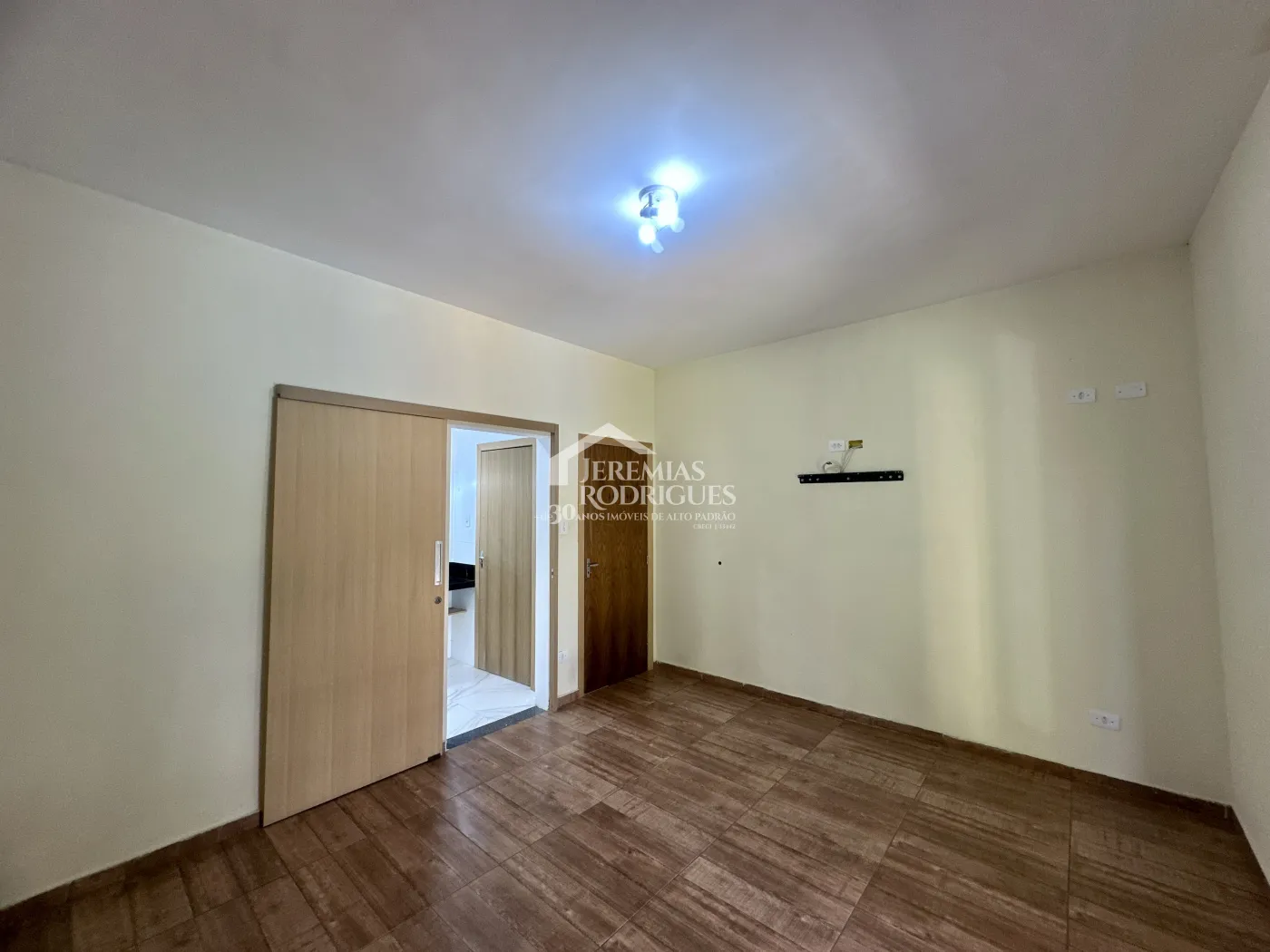 Alugar Casa / Condomínio em Taubaté R$ 5.789,00 - Foto 40