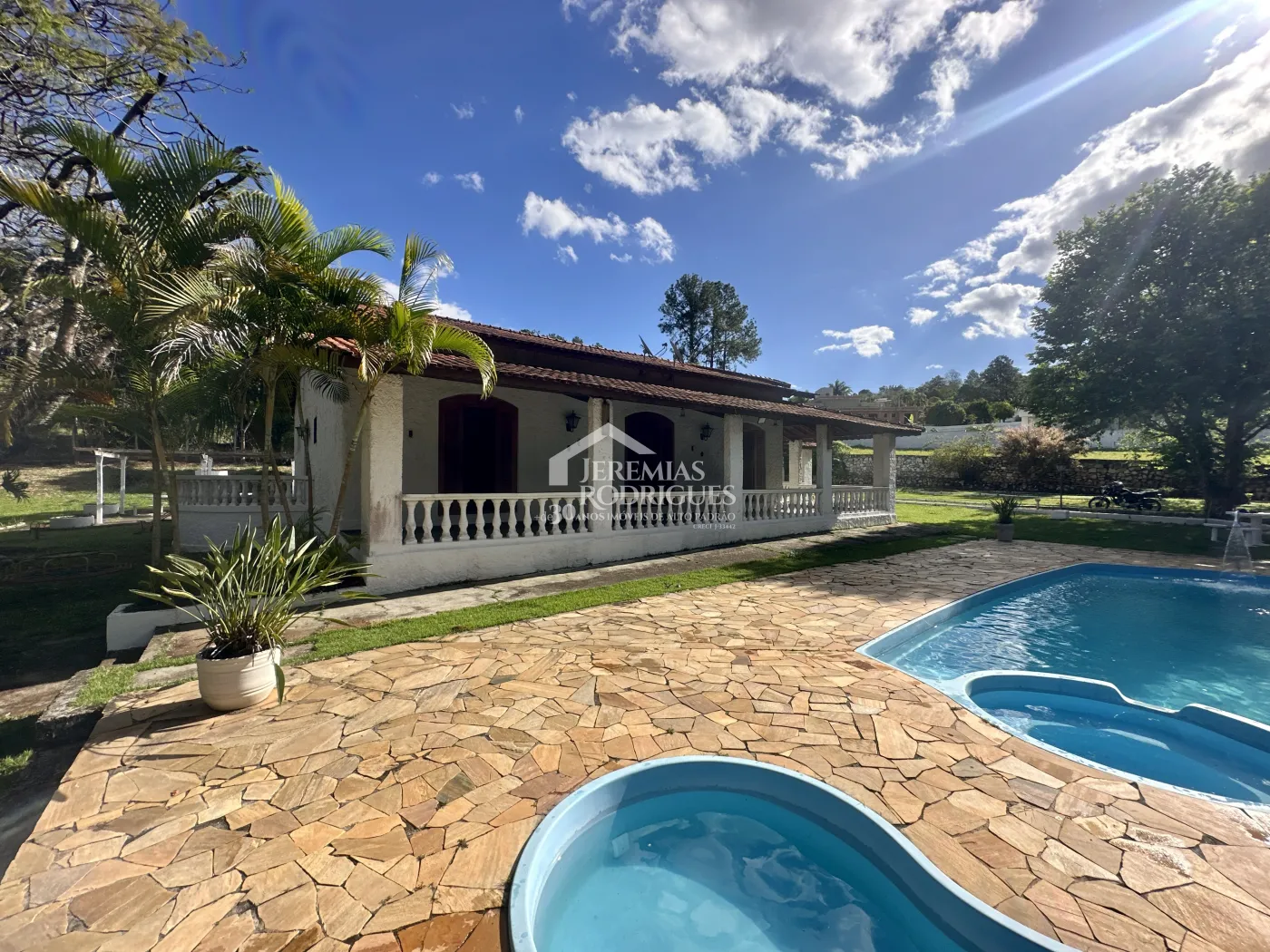 Alugar Casa / Condomínio em Taubaté R$ 5.789,00 - Foto 1
