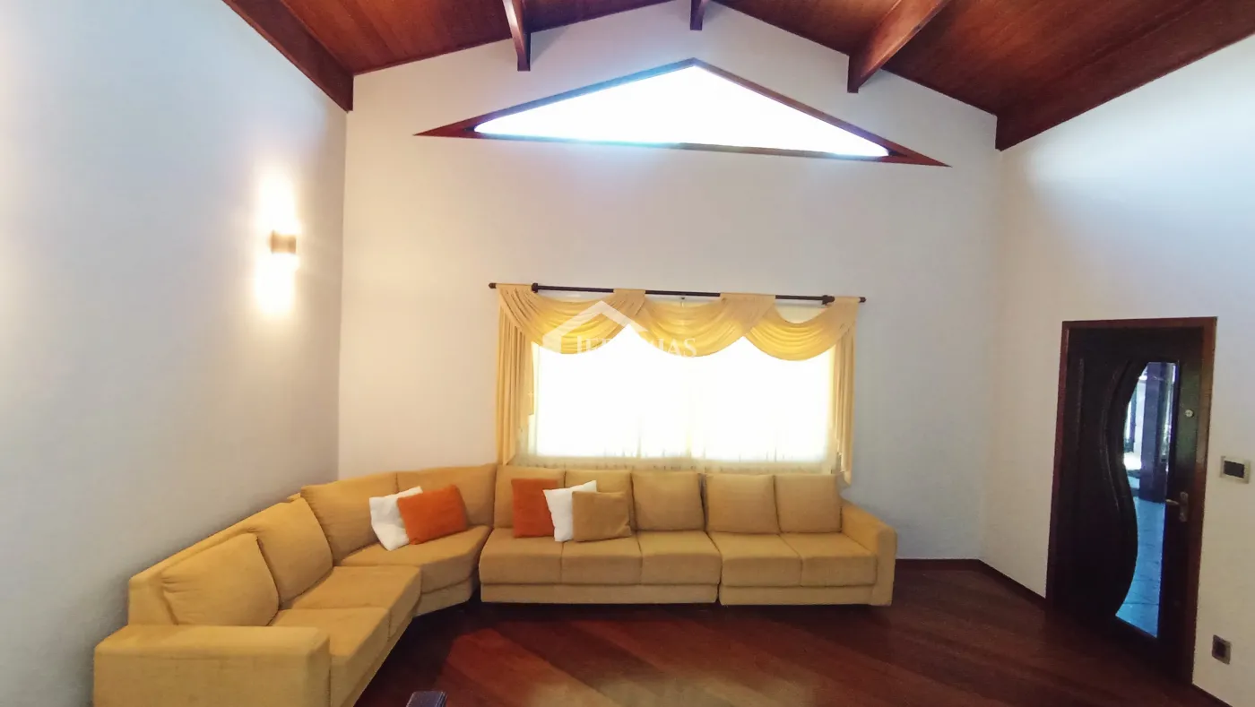 Alugar Casa / Condomínio em Taubaté R$ 5.000,00 - Foto 3