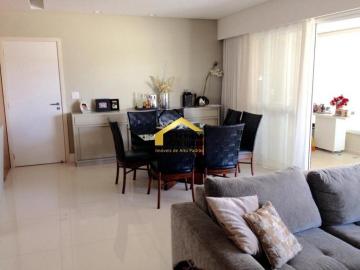 Alugar Apartamento / Padrão em Taubaté. apenas R$ 850.000,00