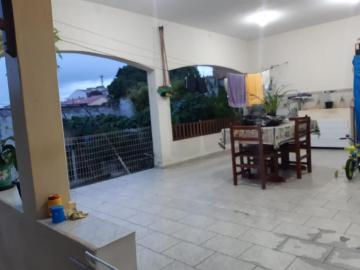 Alugar Casa / Padrão em Taubaté. apenas R$ 470.000,00