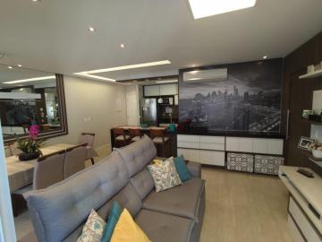 Alugar Apartamento / Padrão em Taubaté. apenas R$ 630.000,00