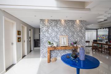Casa com 3 quartos, 300 m², à venda por R$ 1.900.000- Campos do Conde Chambord - Tremembé/SP