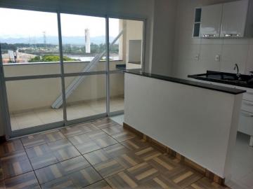 Alugar Apartamento / Padrão em Pindamonhangaba. apenas R$ 1.300,00