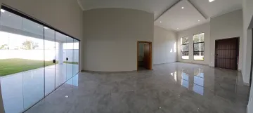 Alugar Casa / Condomínio em Pindamonhangaba. apenas R$ 1.500.000,00