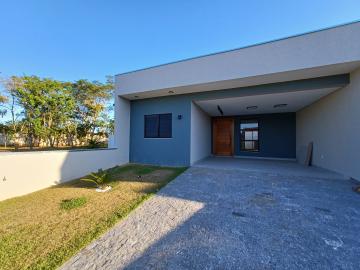 Alugar Casa / Condomínio em Pindamonhangaba. apenas R$ 565.000,00