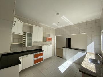 Alugar Casa / Condomínio em Taubaté. apenas R$ 710.000,00