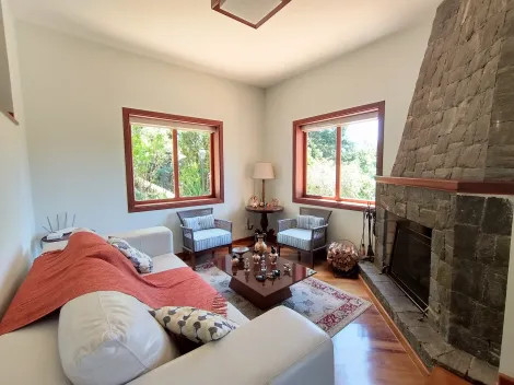 Casa com 4 dormitórios, 276m² - Condomínio Jardim Véu da Noiva - Campos do Jordão/SP