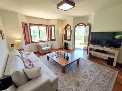 Casa com 4 dormitórios, 276m² - Condomínio Jardim Véu da Noiva - Campos do Jordão/SP