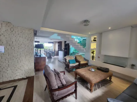Casa com 3 quartos, 450 m², à venda por R$ 2.300.000 ou aluguel por R$ 9.000/mês- Alto Boa Vista - Campos do Jordão/SP