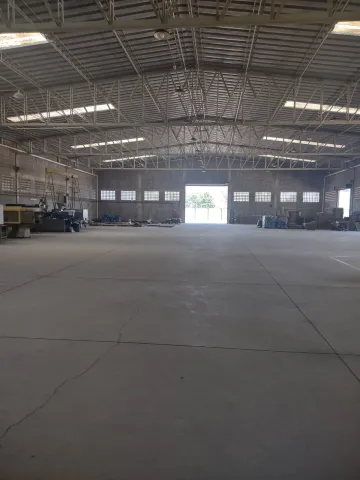 Galpão com 2.200 m² - Distrito Industrial do Una - Taubaté/SP