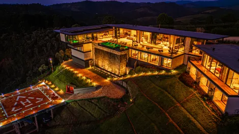 imagem 2 - Mansão à venda com 11 suítes no Condomínio Gran Ville em Campos do Jordão/SP. imagem 2 - Mansão à venda com 11 suítes no Condomínio Gran Ville em Campos do Jordão/SP.