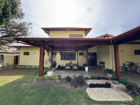 Pindamonhangaba Village Paineiras Casa Locacao R$ 6.500,00 Condominio R$957,52 4 Dormitorios 2 Vagas Area do terreno 1083.00m2 Area construida 303.00m2